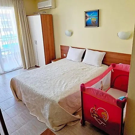 Hotel Pool View Studio, Pollo Resort, Sunny Sunny Beach